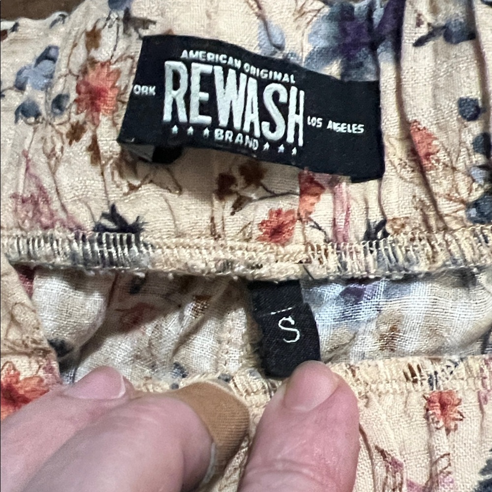 Rewash Floral Wide-Leg Pants in Cream and Blue - Picture 2 of 4